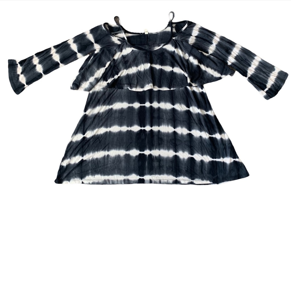 Tie dye cold shoulder shirt